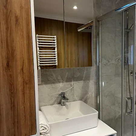 Mietowe Wzgorza Mansion House *