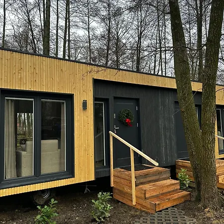 Rezydencja Mietowe Wzgorza Modlin Airport Otel