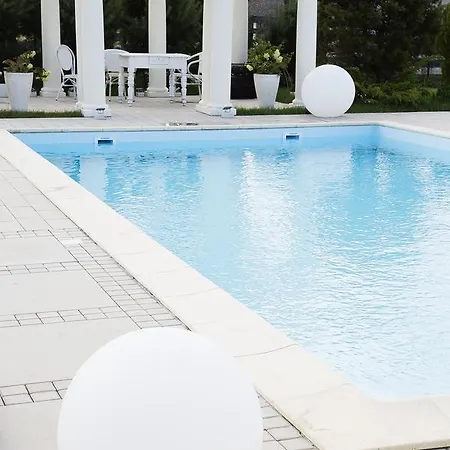 Mietowe Wzgorza Mansion House Zakroczym