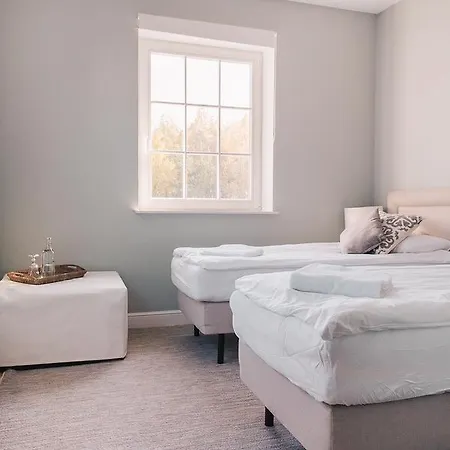 Mietowe Wzgorza Mansion House Zakroczym