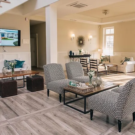 Mietowe Wzgorza Mansion House 酒店 Zakroczym