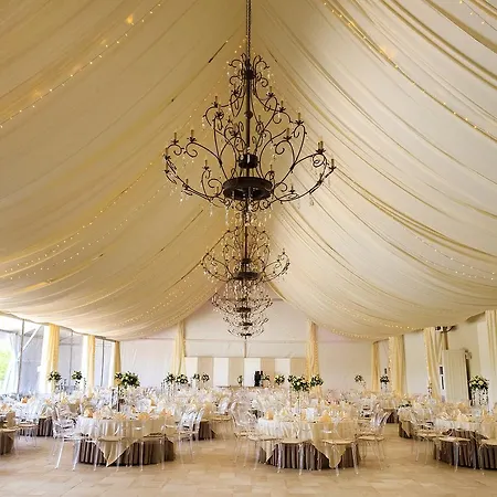 Mietowe Wzgorza Mansion House * Zakroczym