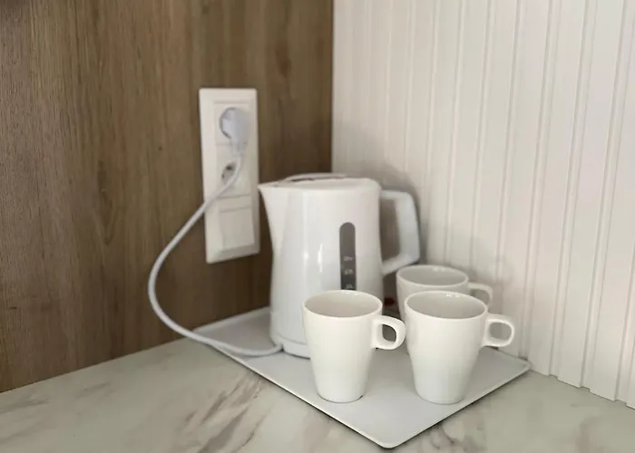 Hotel Miętowe Wzgórza Mansion House Zakroczym