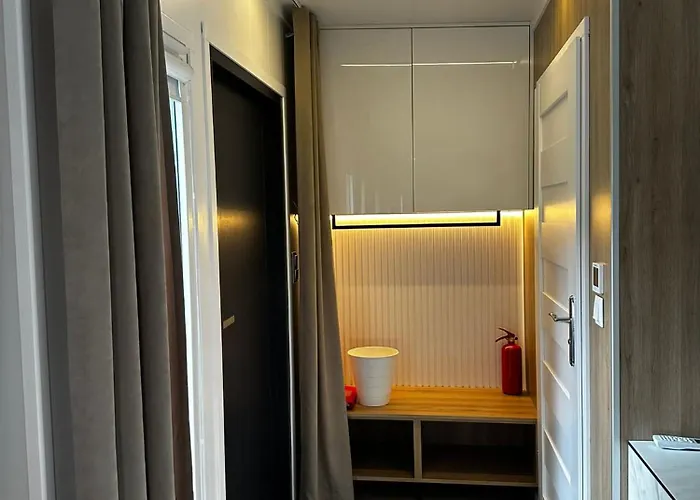 Miętowe Wzgórza Mansion House Zakroczym