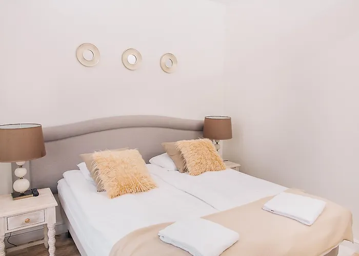 Miętowe Wzgórza Mansion House