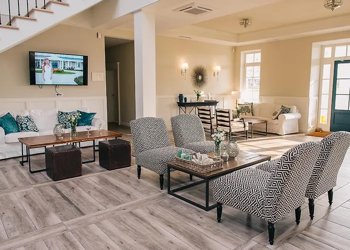 Miętowe Wzgórza Mansion House Hotel Zakroczym